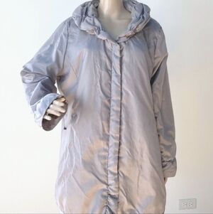 Vintage Large Silver puffer jacket winbreaker womens